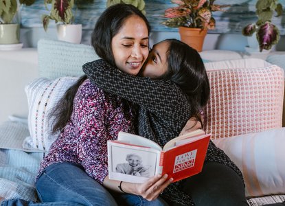 mum and child, book2