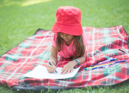 pexels-kampus-production-8954875